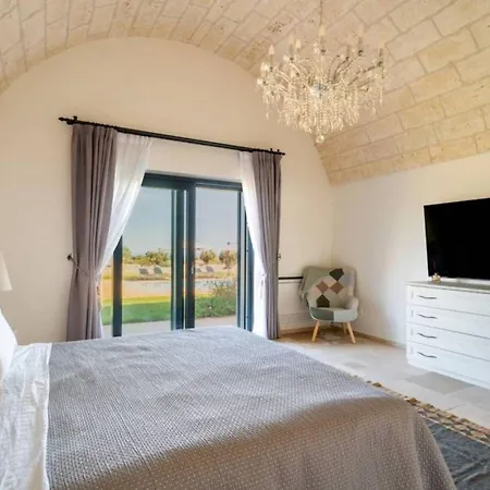 Stylish Alfredo In - Pool, Garden, Ideal For Families *