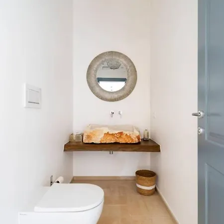 Stylish Alfredo In - Pool, Garden, Ideal For Families